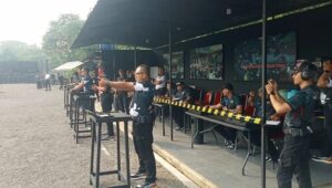 Menyambut HUT RI Ke-80 Batalyon A Brimob Gelar Lomba Menembak