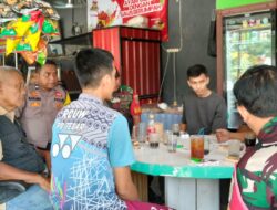 Perkuat Sinergi, Bhabinkamtibmas dan Babinsa Jatiasih Sambangi Ketua RW 10 Jatirasa