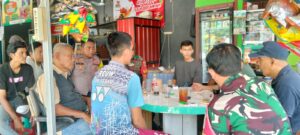 Bhabinkamtibmas dan Babinsa Jatirasa Jalin Sinergi dengan Ketua RW untuk Tingkatkan Keamanan Warga