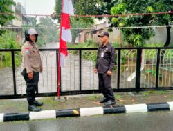 Bhabinkamtibmas Kelurahan Margahayu Pantau Kondisi Genangan Air, Situasi Aman
