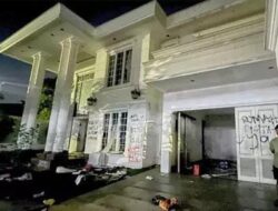 Polisi Ciduk 9 orang Terduga Pelaku Penjarah Rumah Uya Kuya