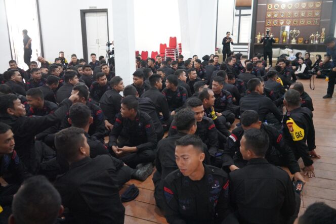 
					Pulihkan Semangat, Brimob Polda Metro Jaya Gelar Trauma Healing di Mako Kwitang
