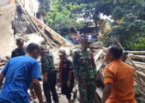 Bangunan Ambruk Saat Acara Peringatan Maulid Nabi Muhammad S A W Di Kabupaten Bogor