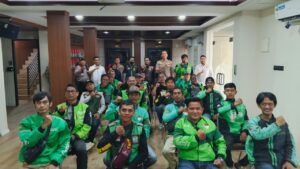 Bhakti Kesehatan dan Bhakti Sosial Polsek Metro Penjaringan Bersama Komunitas Ojol Jakut