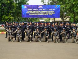Wadansatlat Brimob Korbrimob Polri Pimpin Upacara Penutupan Latbinpuan Brimob Perwira Remaja Lulusan Akpol dan SIPSS T.A. 2025
