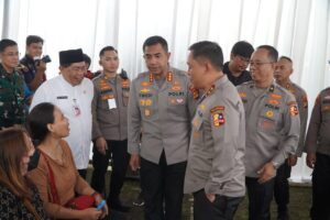 Antusiasme Tinggi, Warga Padati Gerakan Pangan Murah Polri dan Jumat Berkah di Jakarta Barat