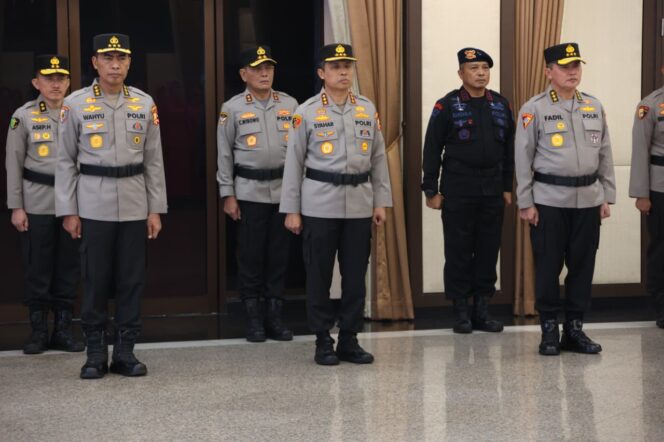 
					Wadankorbrimob Polri Hadiri Upacara Laporan Kenaikan Pangkat PATI di Mabes Polri
