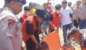 Mayat Perempuan Ditemukan Mengambang di Perairan Pantaisari Pekalongan