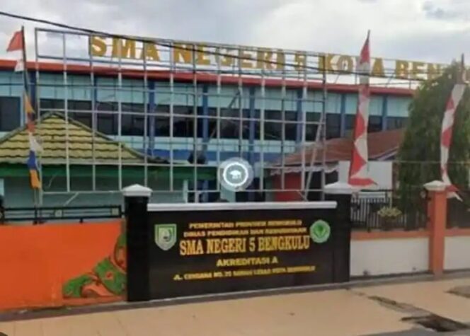 
					Siswa SPMB 2025 Di SMAN 5 Bengkulu, Dikeluarkan Sepihak Oleh Pihak Sekolah