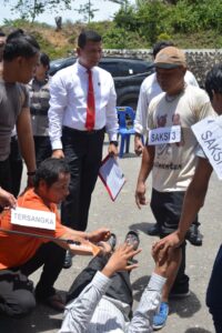 Satreskrim Polres Labuhanbatu Selatan Gelar Rekonstruksi Kasus Pembunuhan Di Kampung Rakyat