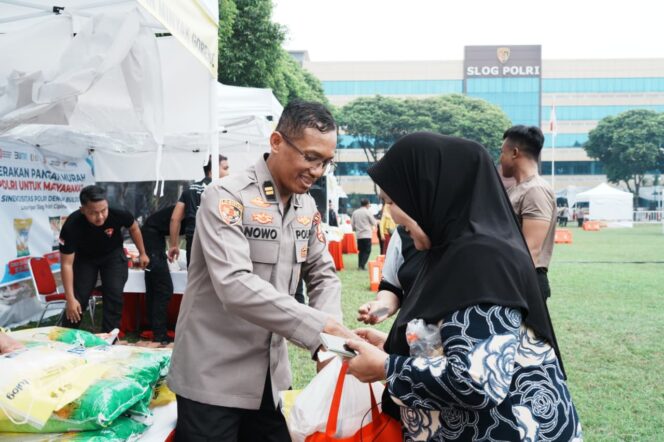 
					Polri Gelar Gerakan Pangan Murah di Jakarta Timur