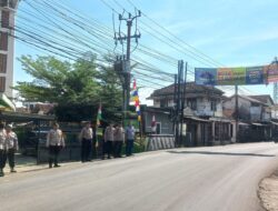 Polsek Cibarusah Lakukan Penyekatan Antisipasi Demo Ojol Menuju Jakarta