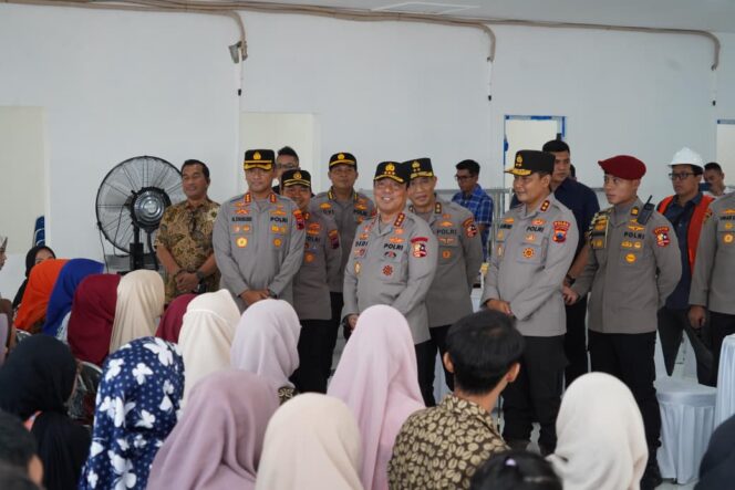 
					Wakapolri Tinjau Pembangunan SPPG Polri Polda Jateng