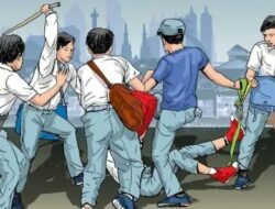 Tawuran Pelajar SMK Di Jalur Pantura, Dua Remaja Tewas Terkena Sabetan Senjata Tajam