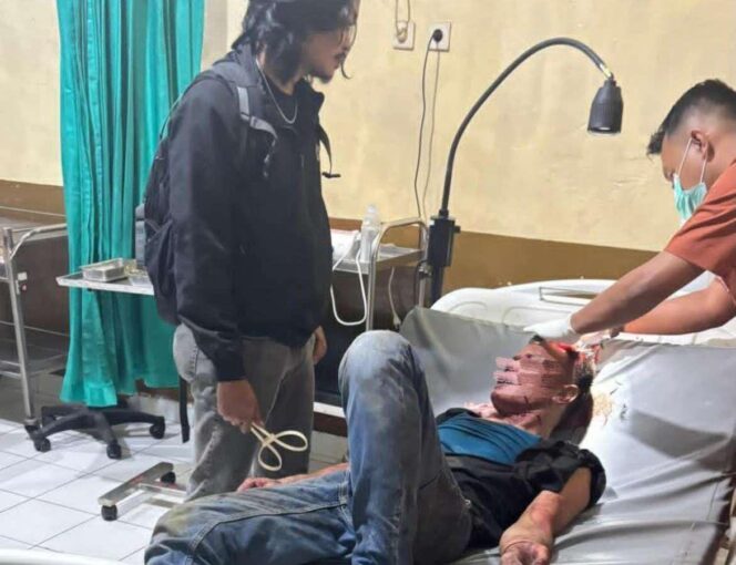 
					Karena Kepergok Mencuri, Seorang Pria Lanjut Usia Babak Belur Dihajar Masa