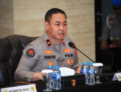 Polda Jatim Kembalikan Buku : Tidak Terkait Tindak Pidana