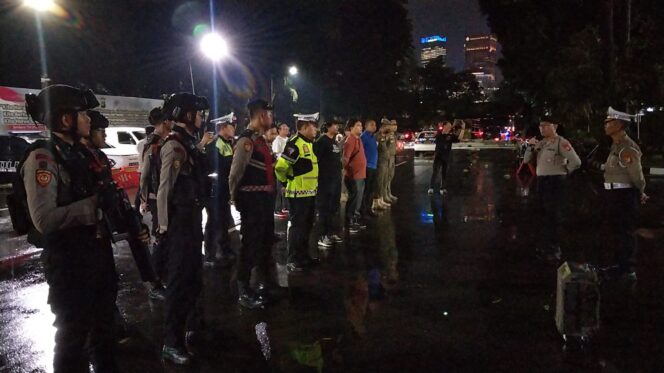 
					Jaga Jakarta, Polda Metro Jaya Gelar Patroli Malam