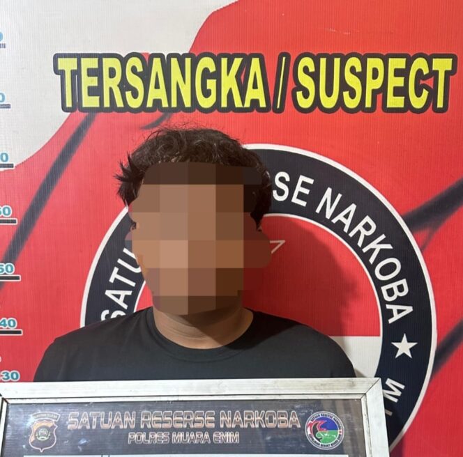 
					Satresnarkoba Polres Muara Enim Berhasil Ungkap Kasus Narkoba, Amankan Pengedar Beserta Barang Bukti