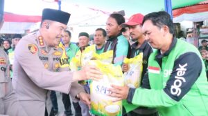 Kapolres Metro Jakarta Pusat Resmikan Gerai Rakyat Mart: “Ojol Adalah Teman Kami di Jalan, Mari Kita Jaga Jakarta Sama-sama”