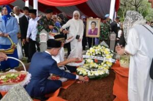 Wapres Gibran Pimpin Upacara Pemakaman Karlina Umar Wirahadi Kusuma Di TMP Kalibata
