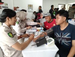 Polda Metro Jaya Gelar Bakti Kesehatan di Cakung, Ratusan Warga Antusias Periksa Kesehatan