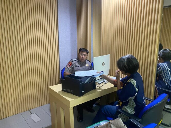 
					SPKT Polda Metro Jaya Dapat Apresiasi Warga atas Pelayanan Cepat dan Mudah