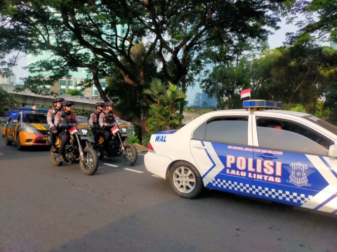 
					Polda Metro Jaya Gelar Patroli Skala Besar di Akhir Pekan, Libatkan 119 Personel