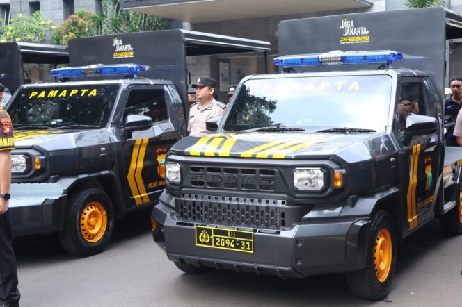 
					Kapolda Metro Jaya Dorong Polisi Lebih Siaga Layani Warga Lewat Mobil Pamapta