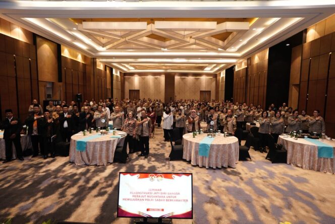 
					JATI DIRI BANGSA: POLRI PERKUAT KARAKTER ANGGOTA HADAPI GEOPOLITIK INTERNASIONAL