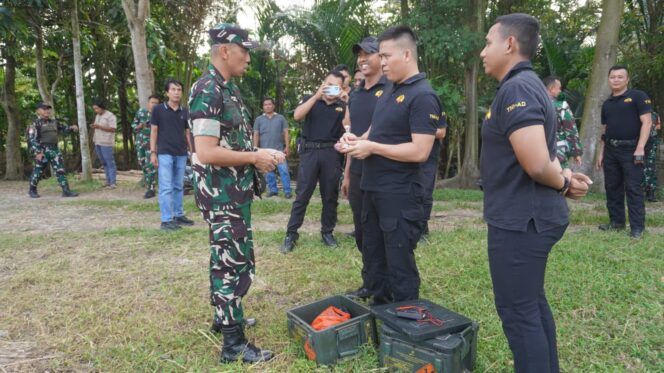 
					Kodim 0510/Tigaraksa Gerak Cepat, Amankan UXO (Unexploded Ordnance) di Legok dan Curug, Warga Aman