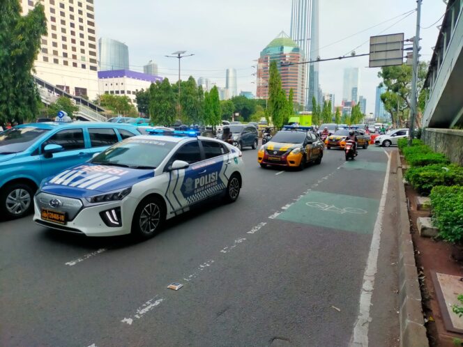 
					Patroli Sore Polda Metro Jaya, Polisi Hadir Beri Rasa Aman untuk Warga