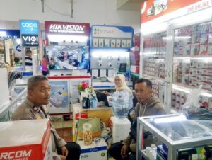 Sambang Dialogis Bhabinkamtibmas Mangga Dua Selatan” Perkuat Deteksi Dini Kamtibmas”