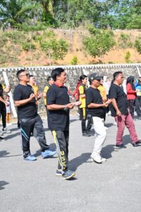 KEGIATAN OLAHRAGA BERSAMA POLRES LABUHANBATU SELATAN DENGAN INSAN PERS