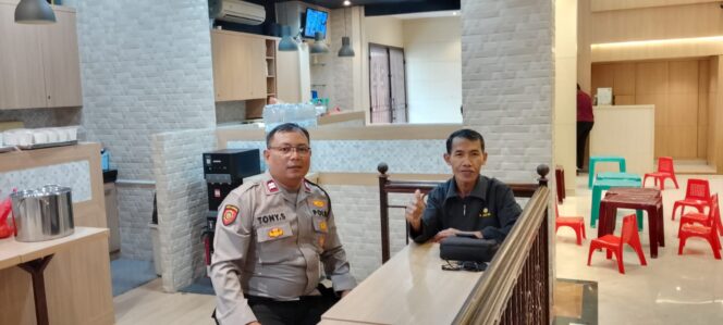 
					Polisi Amankan Ibadah Minggu di Gereja Anthiokhia Samaria, Wujudkan Rasa Nyaman Beribadah