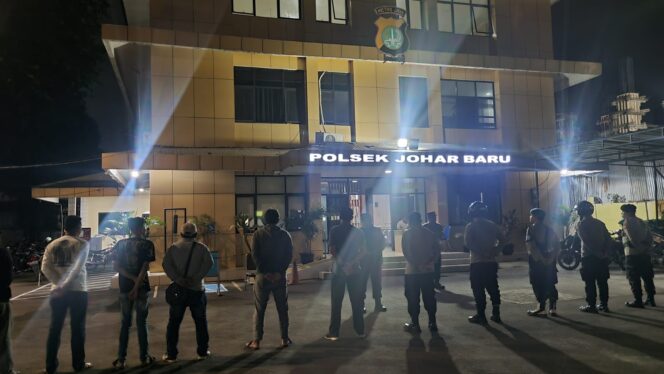 
					Wakapolsek Pimpin Apel Patroli Cipta Kondisi Antisipasi Guantibmas di Johar Baru