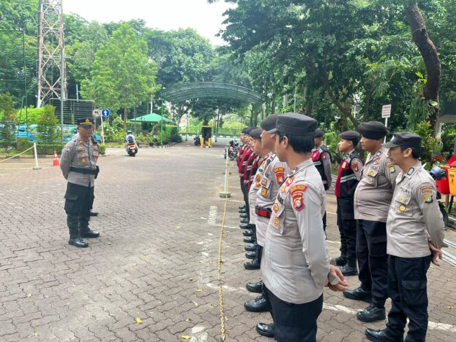 
					Apel Pengamanan Aksi Unras di DPR/MPR, Polres Metro Jakarta Pusat Kerahkan 65 Personel