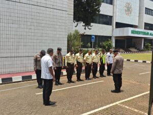 Polsek Sawah Besar Gelar Apel Pengamanan Aksi Unjuk Rasa di Depan Kemenag RI