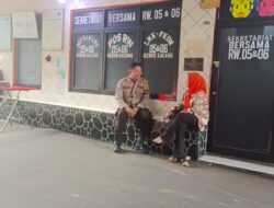 Polisi Sambangi Warga RW 06 Kebon Kacang Sebagai Cooling System Sampaikan Imbauan Kamtibmas