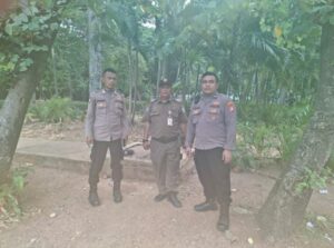 Unit Sabhara Polsek Metro Gambir Bersama Satpol PP Gelar Patroli Strong Point di Kawasan Monas, Antisipasi Unjuk Rasa dan Parkir Liar