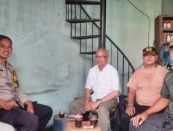 Bhabinkamtibmas Kebon Melati Sambangi Tokoh Masyarakat Sebagai Cooling System