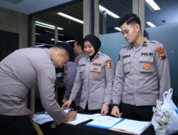 Humas Polri Gelar Donor Darah Serentak, Terkumpul 16.619 Kantong dalam Rangka Hari Jadi ke-74
