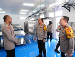 Kapolda Metro Jaya Tinjau SPPG Polri Palmerah, Pastikan Siap Beroperasi 99,9 Persen