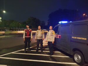 Patroli Jelang Pagi Hari, Polisi Sisir Titik Rawan Kejahatan di Kemayoran