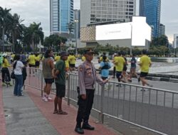 Polsek Metro Menteng Amankan Lintasan Jakarta Running Festival 2025 di Kawasan Bundaran HI