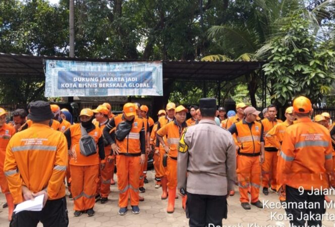 
					Bhabinkamtibmas Menteng Ajak PPSU Bersinergi Wujudkan Lingkungan Aman dan Kondusif
