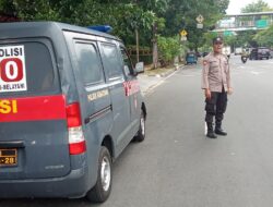 Tingkatkan Keamanan Siang Hari, Polisi Turun ke Jalan Kawal Aktivitas Warga