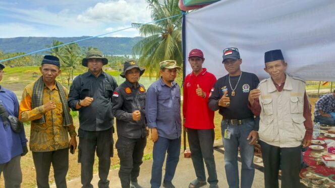 
					PANEN PADI DAN PROMOSI KOPI LOKAL, GUBERNUR SUMBAR DORONG PETANI SOLOK TINGKATKAN PRODUKSI DAN KREATIVITAS