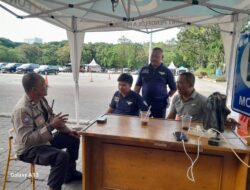Bhabinkamtibmas Gambir Lakukan Patroli dan Koordinasi Keamanan di Area Parkir IRTI Monas