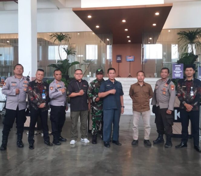 
					Polsek Metro Menteng Amankan Ibadah Minggu di Gedung Annex Building, Wujud Nyata Kehadiran Polisi di Tengah Masyarakat