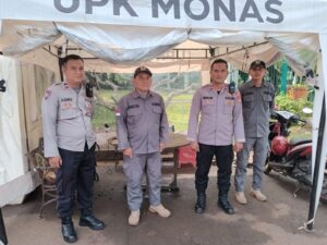 Patko 1011 Polsek Metro Gambir Laksanakan Patroli Dialogis di Kawasan Monas, Wujudkan Rasa Aman di Malam Hari